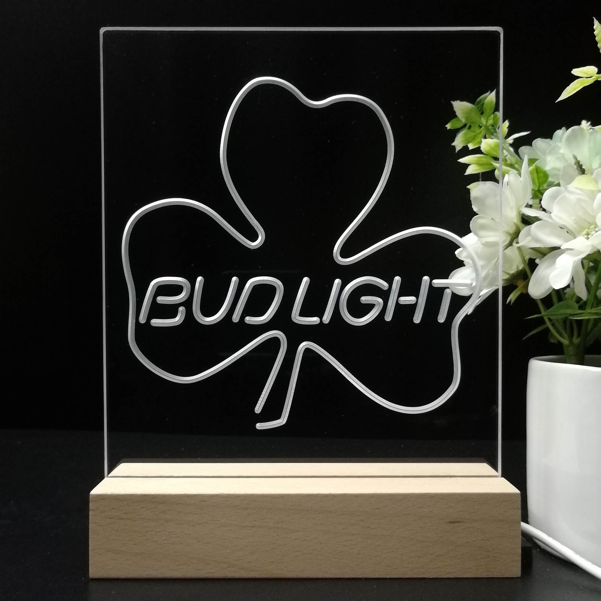 Bud Light Shamrock Beer Bar Night Light LED Sign
