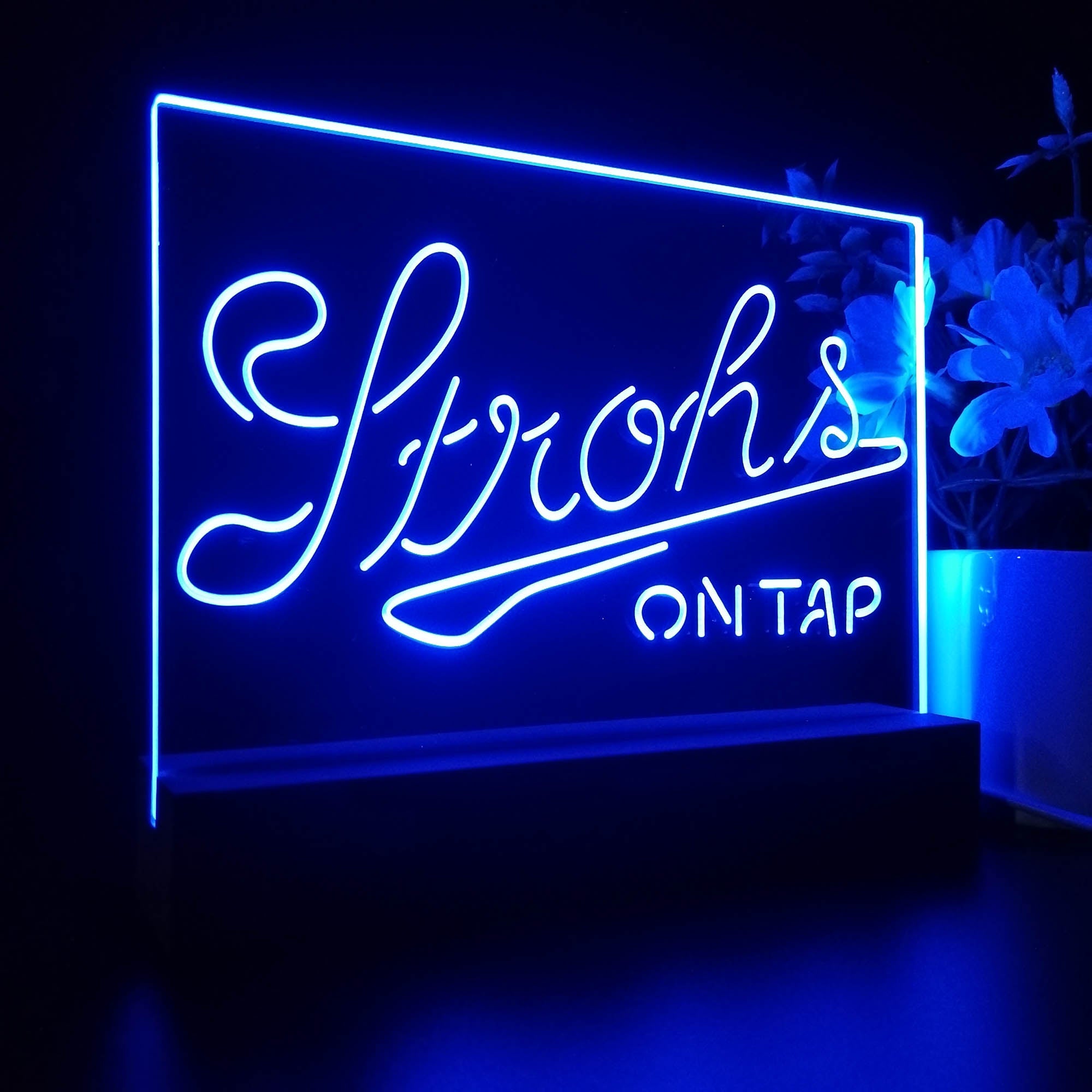 Strohs On Tap Beer Bar Night Light LED Sign